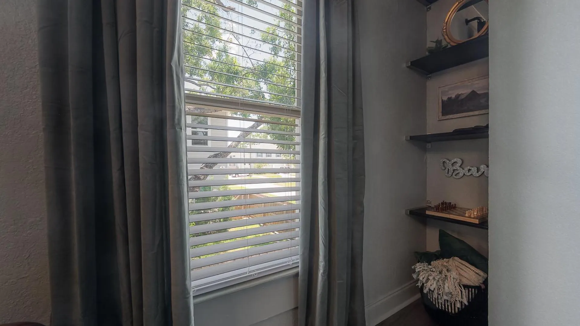 Updated Condo In Heart Of Tampa 1569 0*,  United States